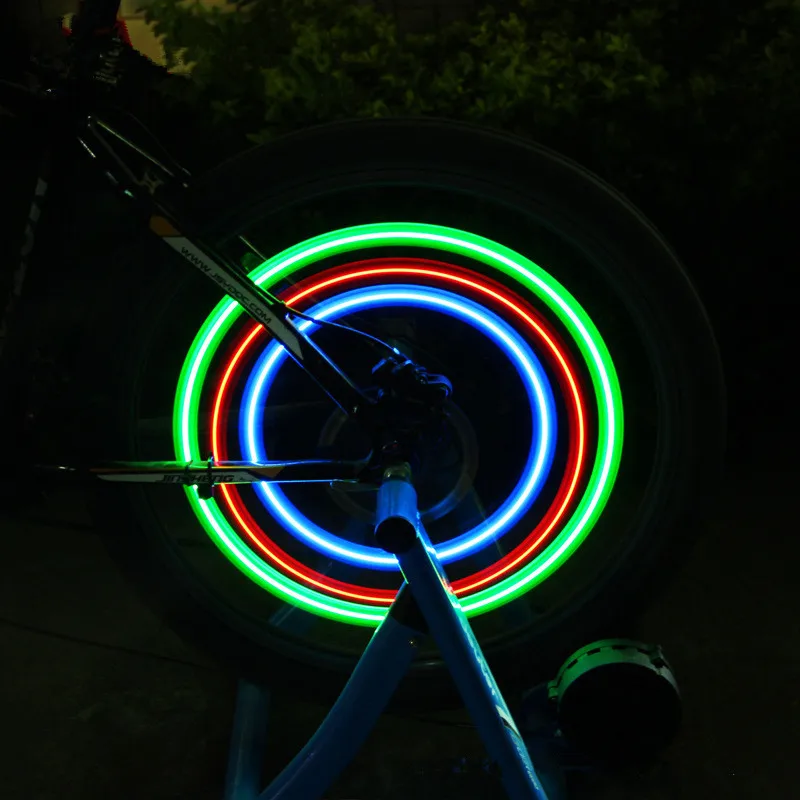 Lumini pentru biciclete 1 BUC Rece Colorat Stralucitoare Ciclism Roata Vorbit Luminile de Noapte de Echitatie Lampa Lampa de Bicicleta
